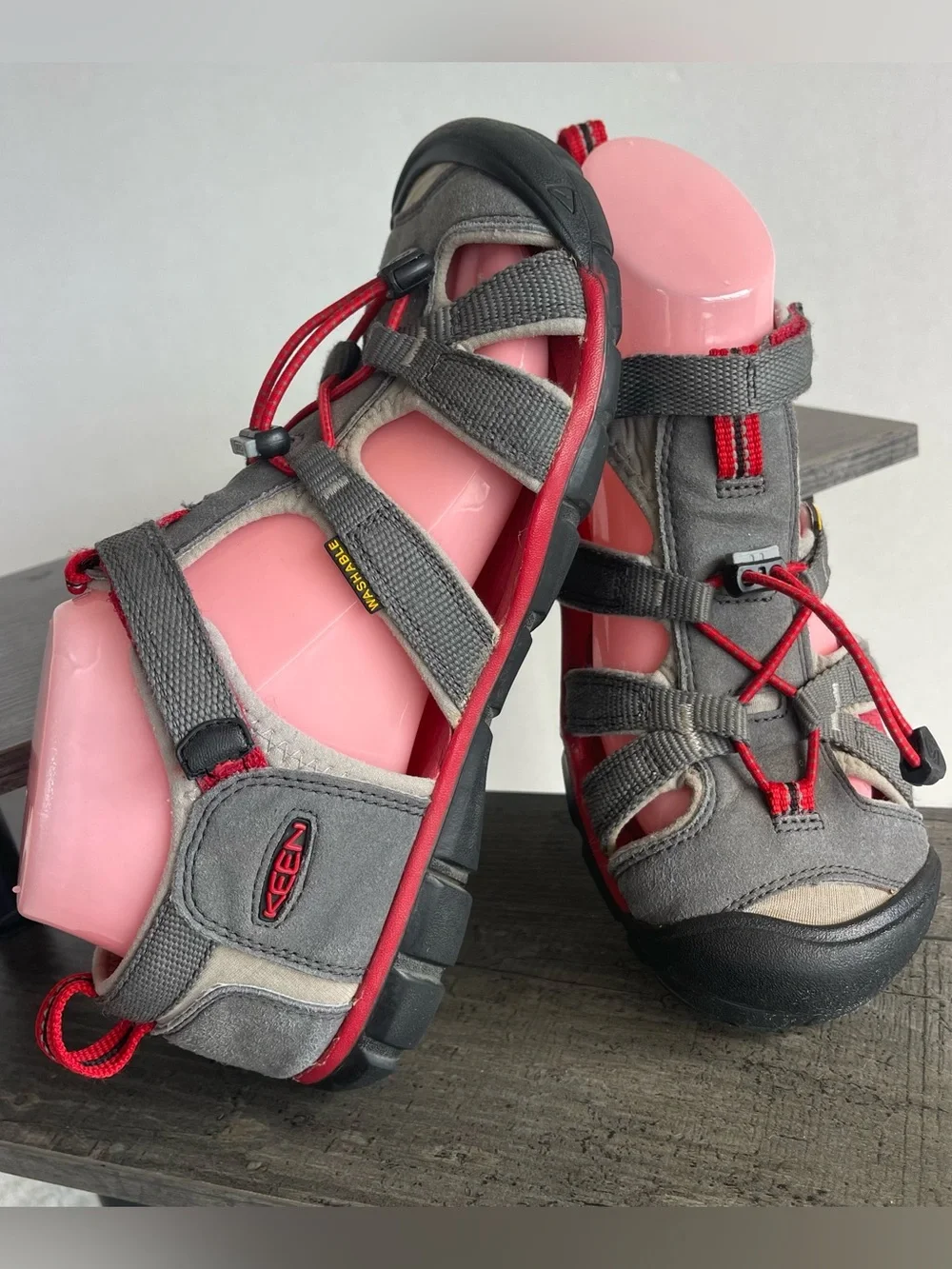 NIB Keen Seacamp II CNX Sandals Size 6 Big boy